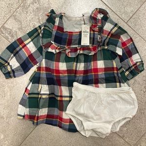 NWT 6-12 BabyGap Dress